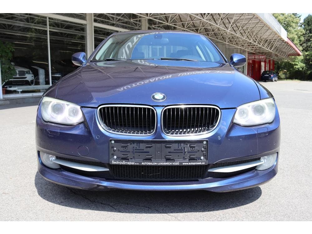 2010 BMW 3-SERIES - 3