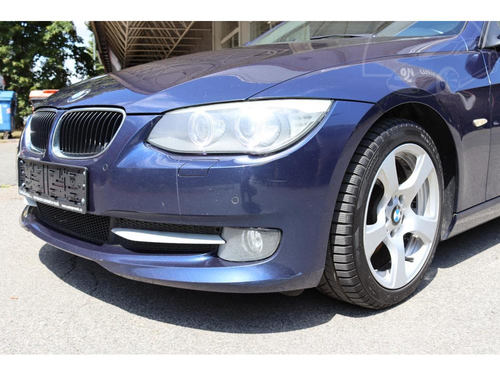 2010 BMW 3-SERIES - 5