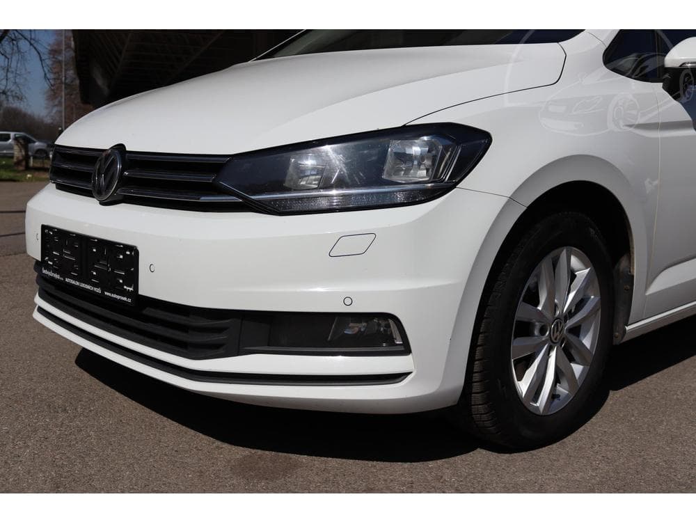 2018 Volkswagen Touran - 5