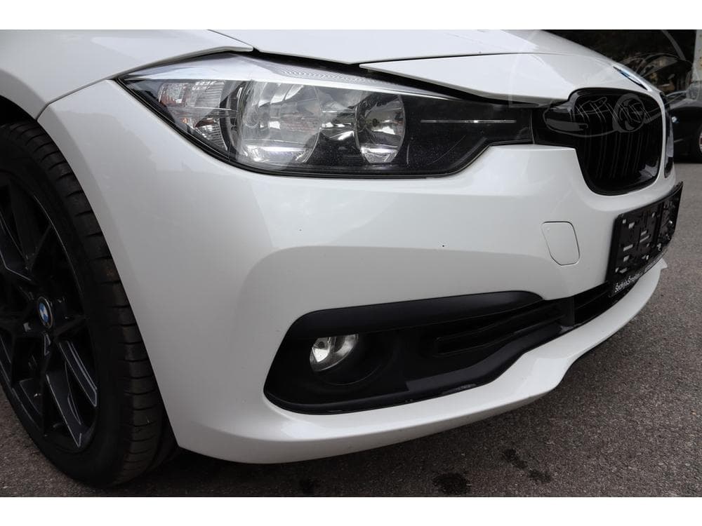 2017 BMW 3-Series - 6