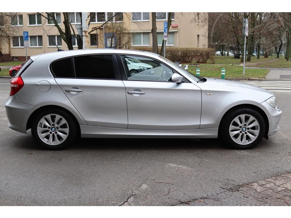 2009 BMW 1-SERIES - 8