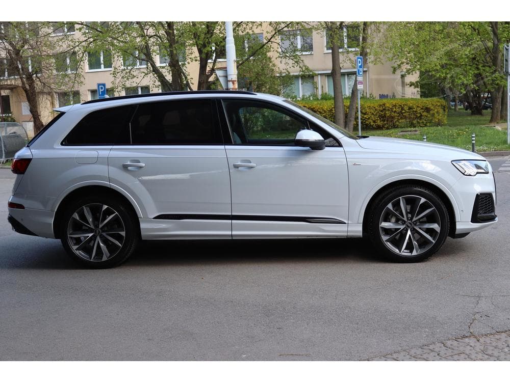 2022 Audi Q7 - 17