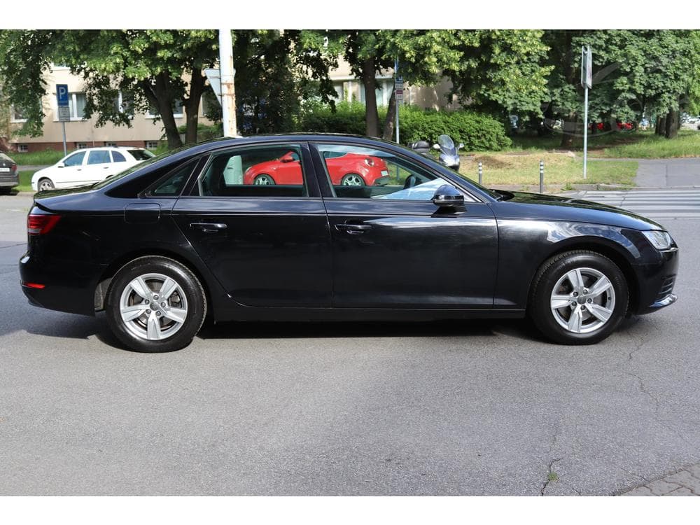 2016 Audi A4 - 9