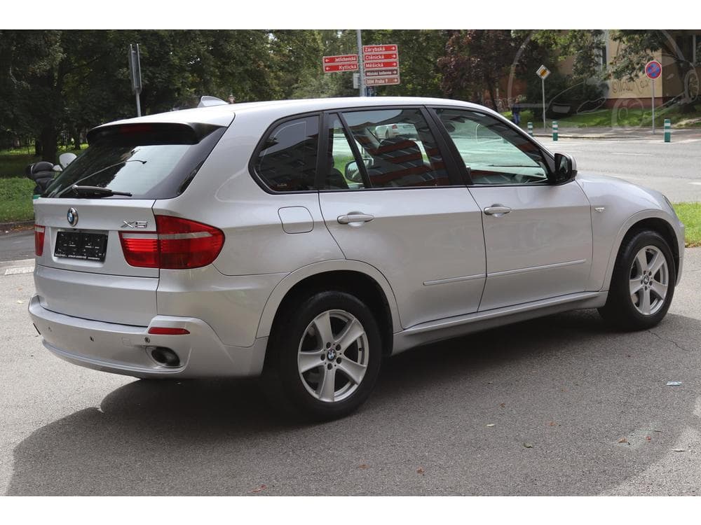 2008 BMW X5 - 10