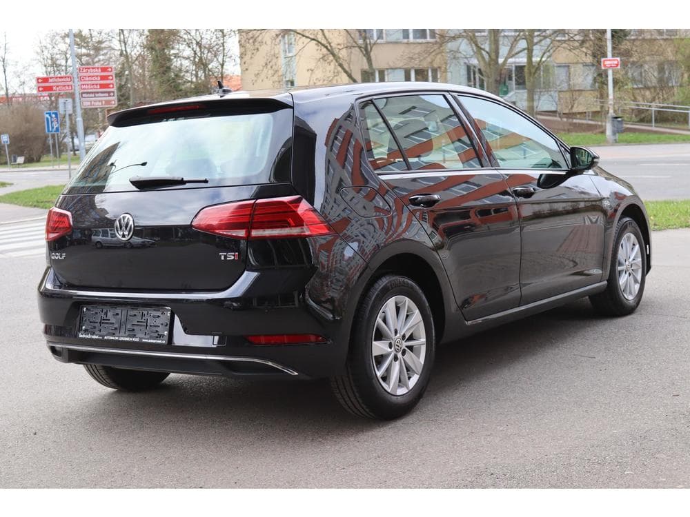 2017 Volkswagen GOLF - 21