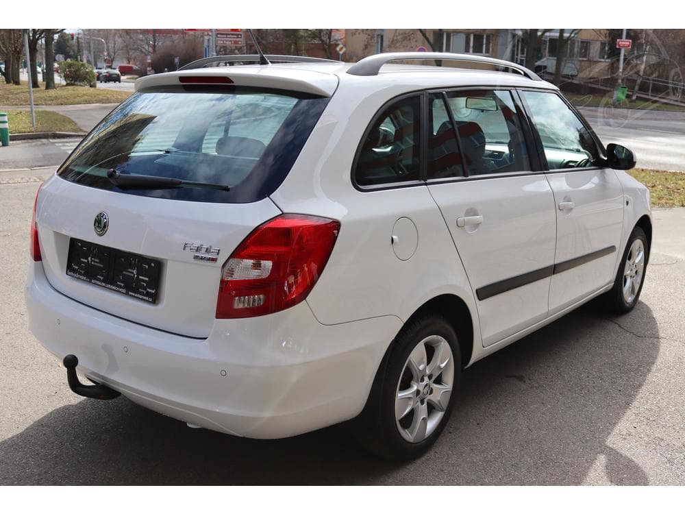 2010 Škoda FABIA - 11