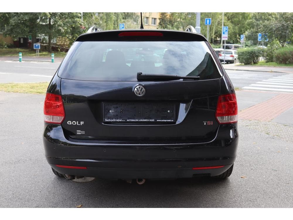 2009 Volkswagen Golf - 34