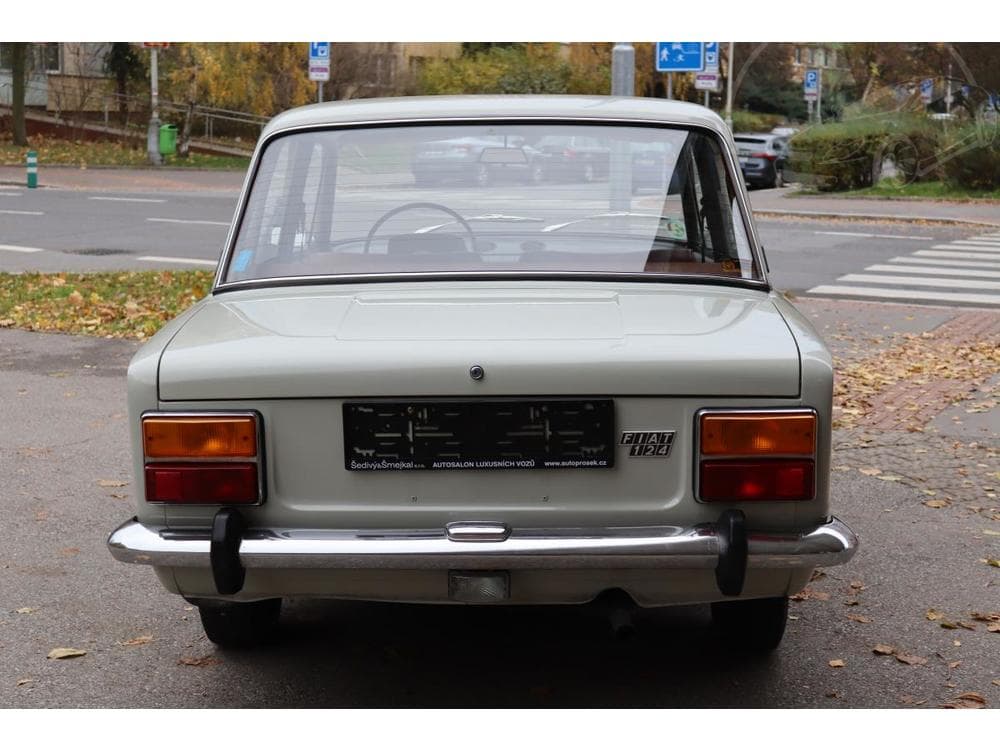 1974 Fiat 124 - 12