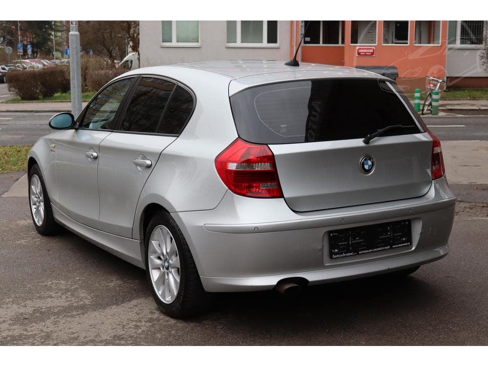 2009 BMW 1-SERIES - 12