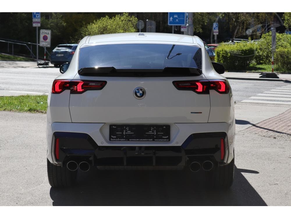 2025 BMW X2 - 23