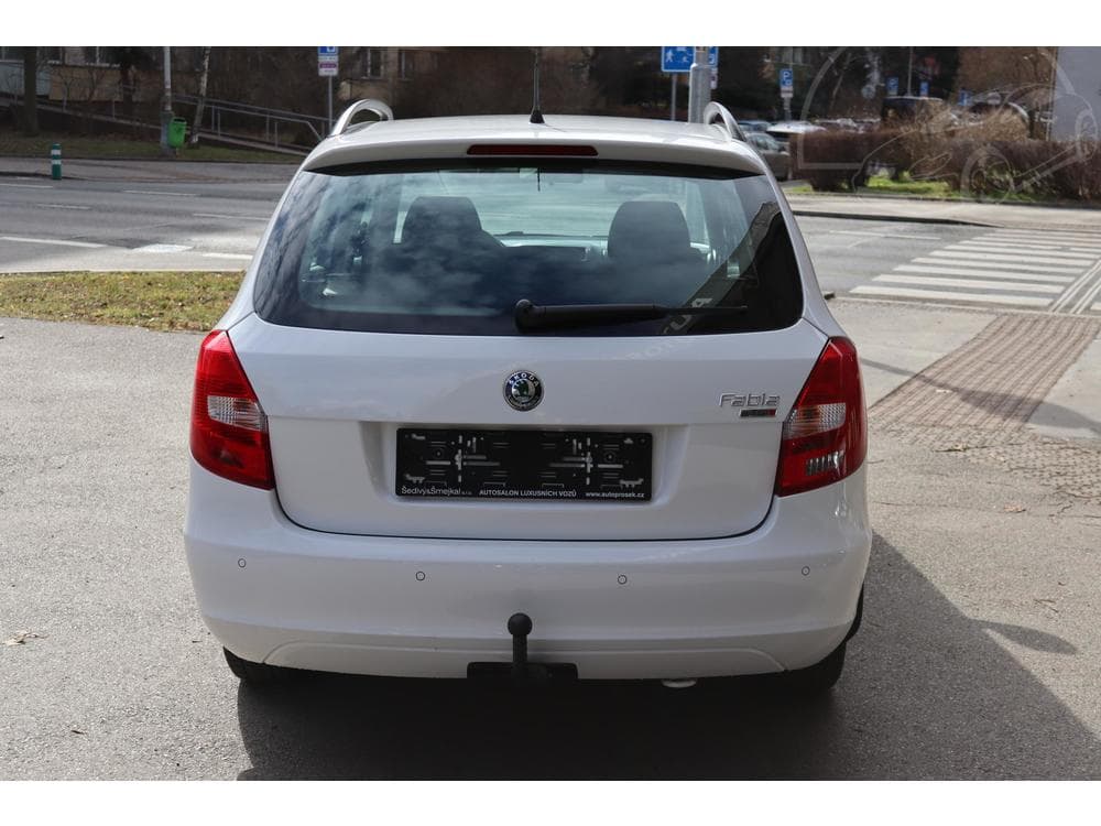 2010 Škoda FABIA - 12