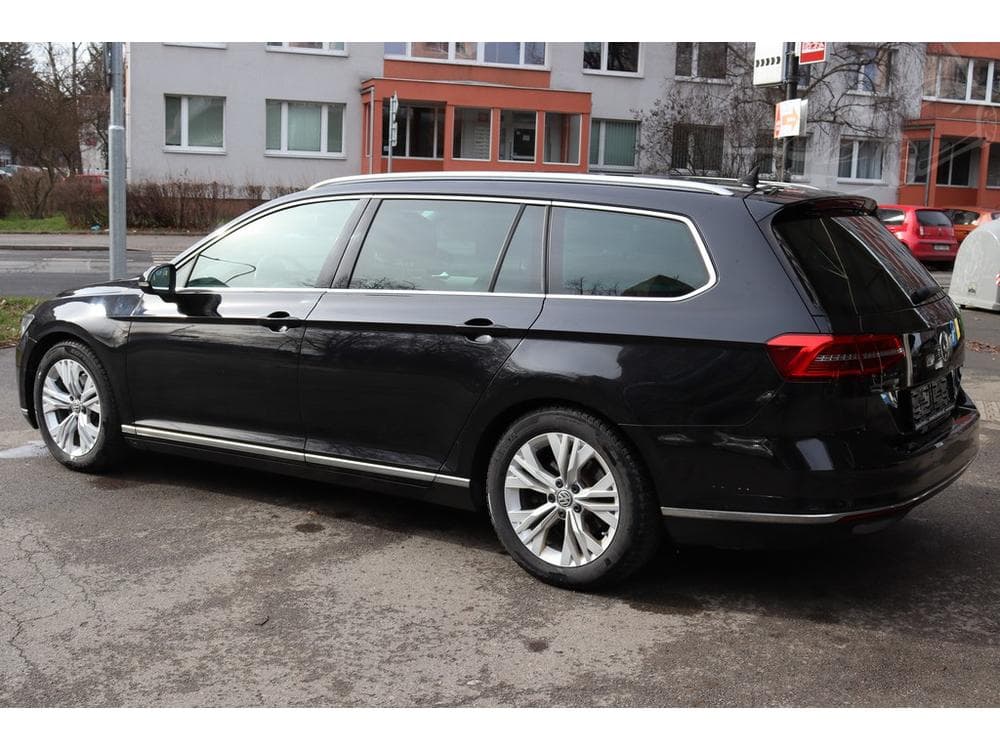 2015 Volkswagen PASSAT - 13
