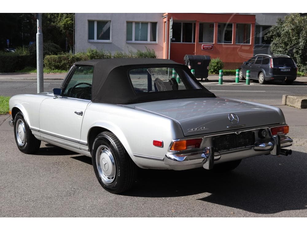 1970 Mercedes-Benz SL - 37