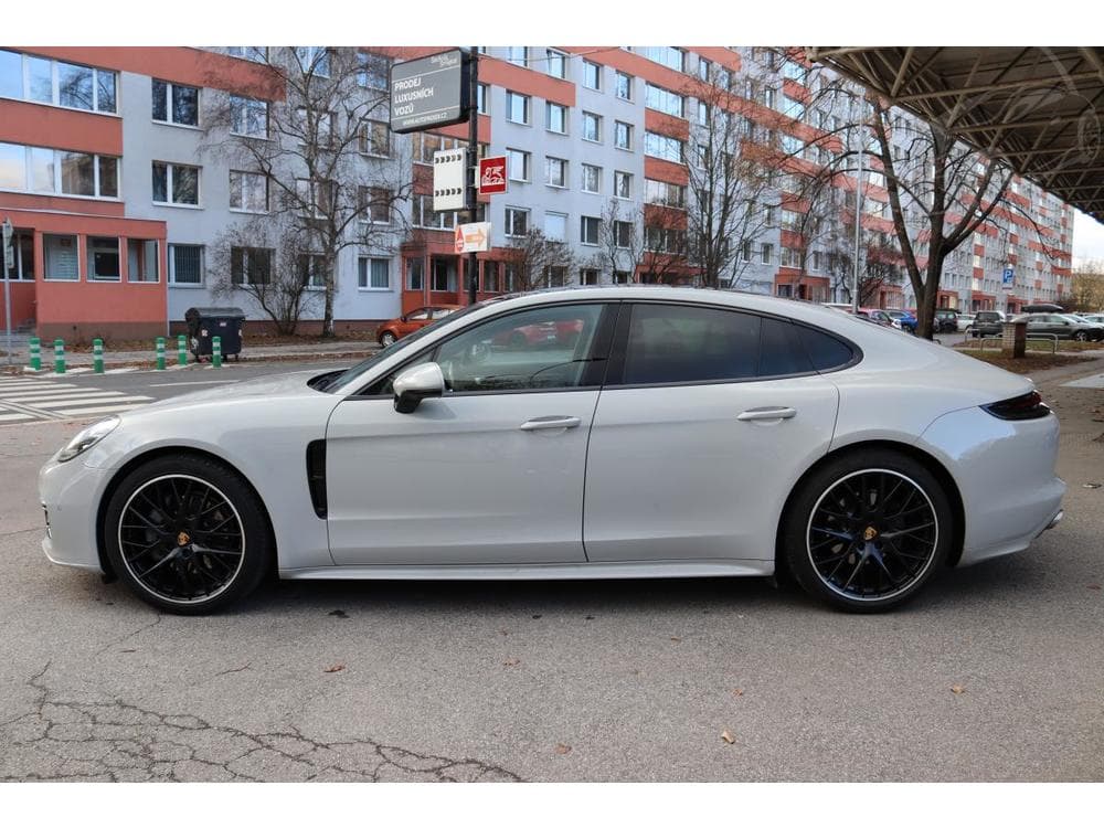 2016 Porsche PANAMERA - 43