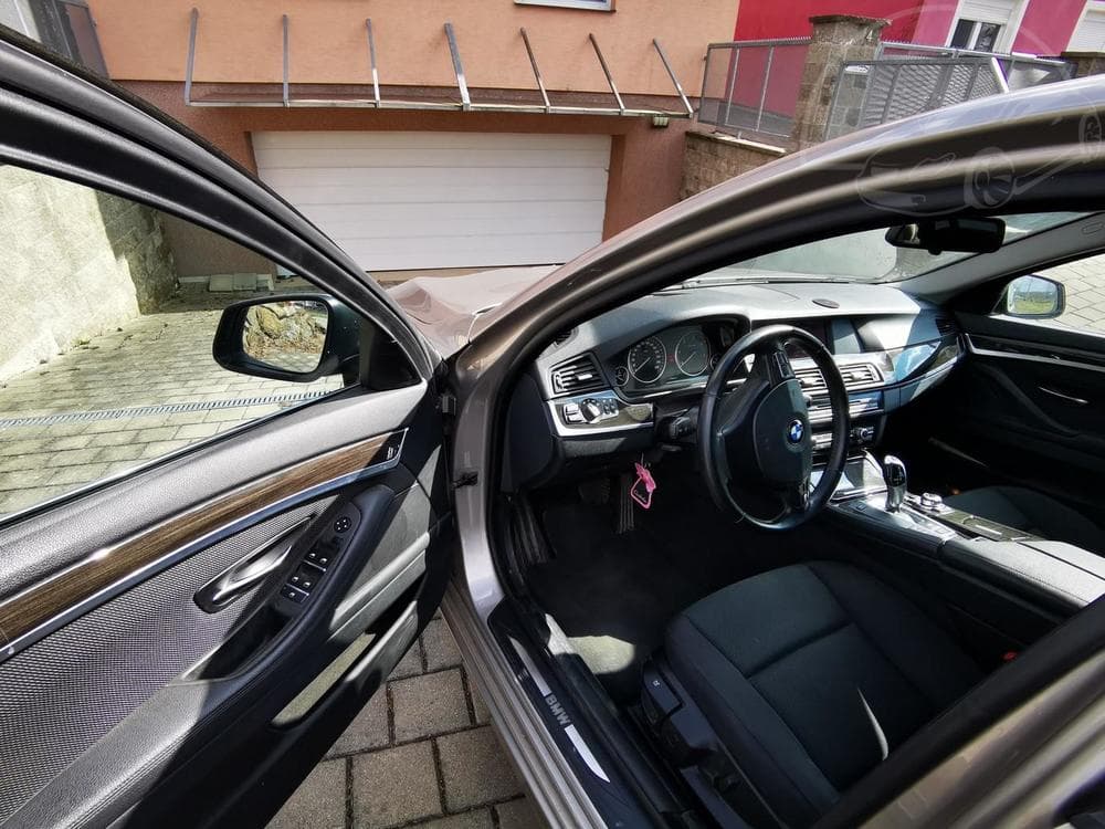 2011 BMW 5-Series - 15