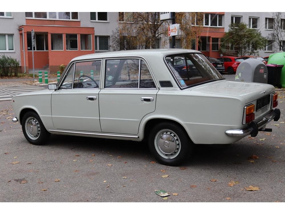 1974 Fiat 124 - 16