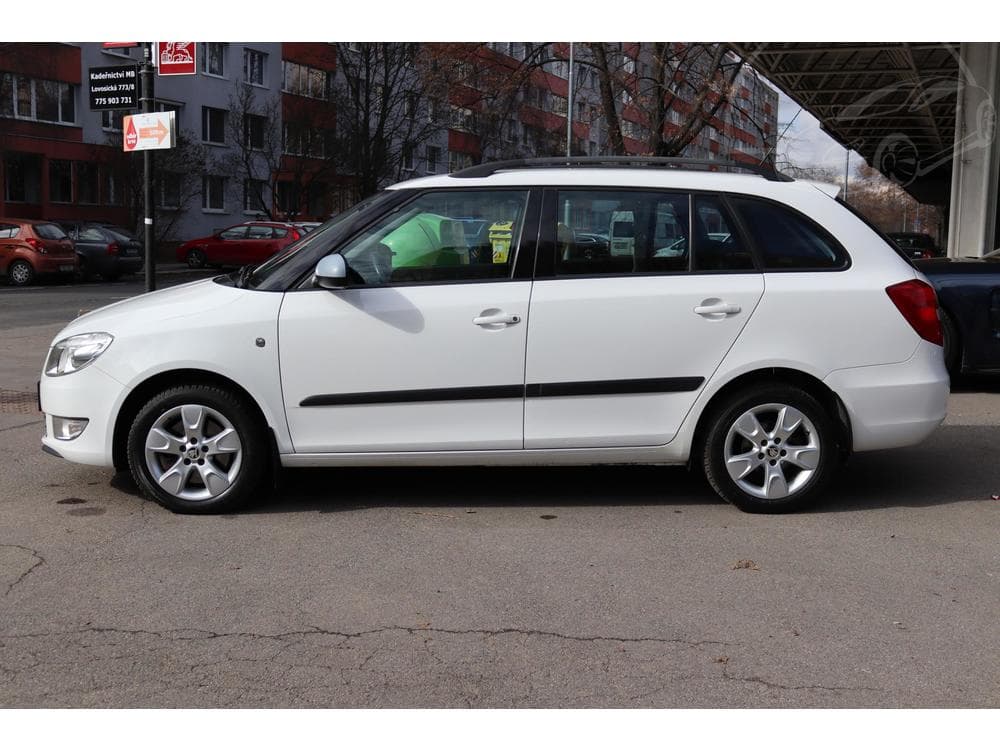 2010 Škoda FABIA - 16