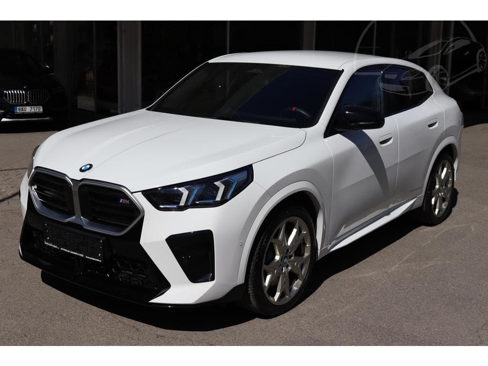 2025 BMW X2 - 33