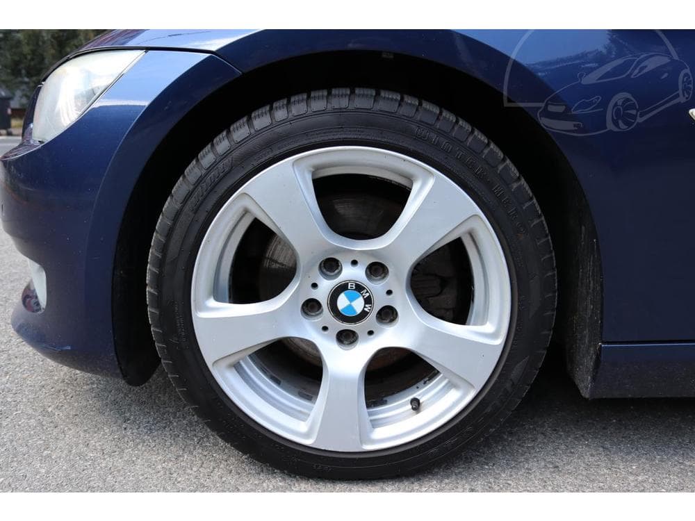 2010 BMW 3-SERIES - 18