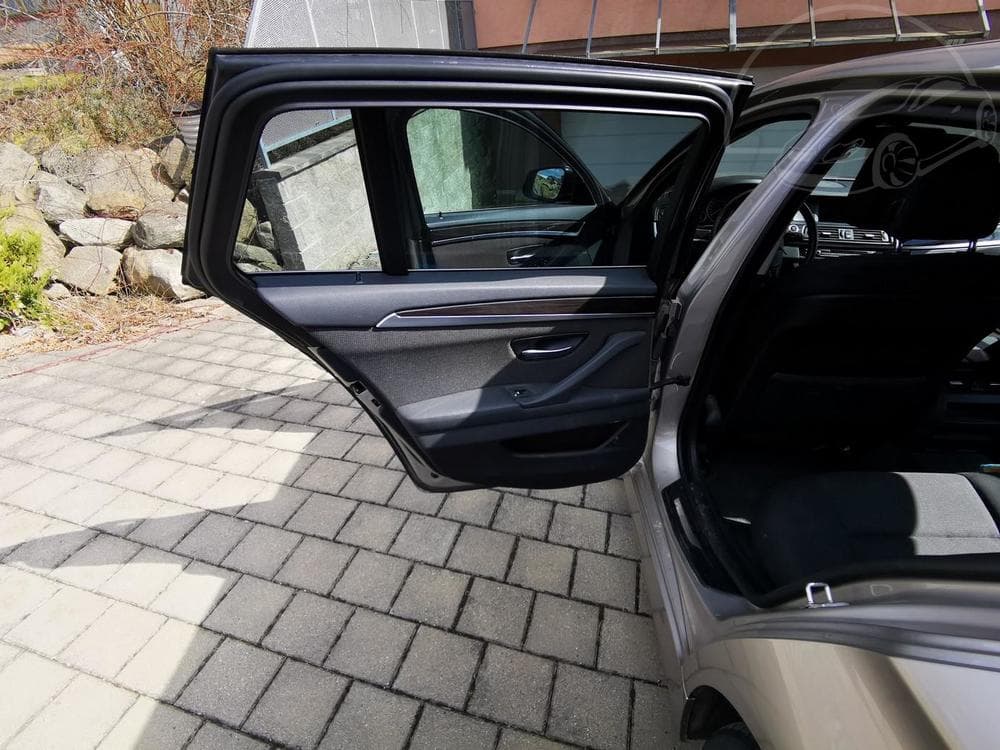 2011 BMW 5-Series - 19