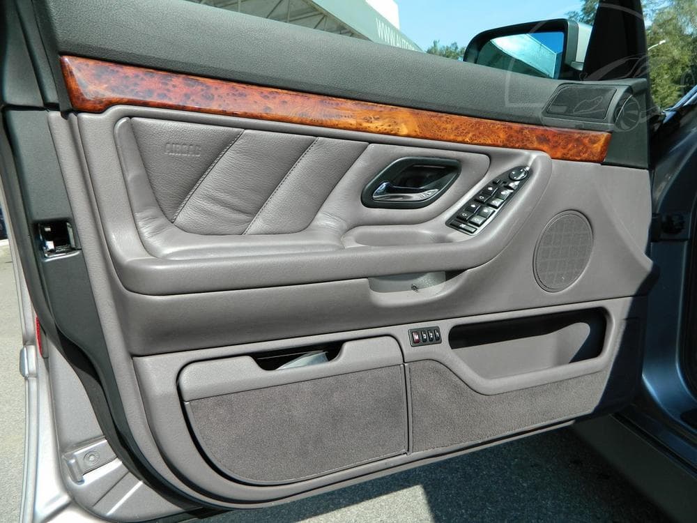 2000 BMW 7-SERIES - 39