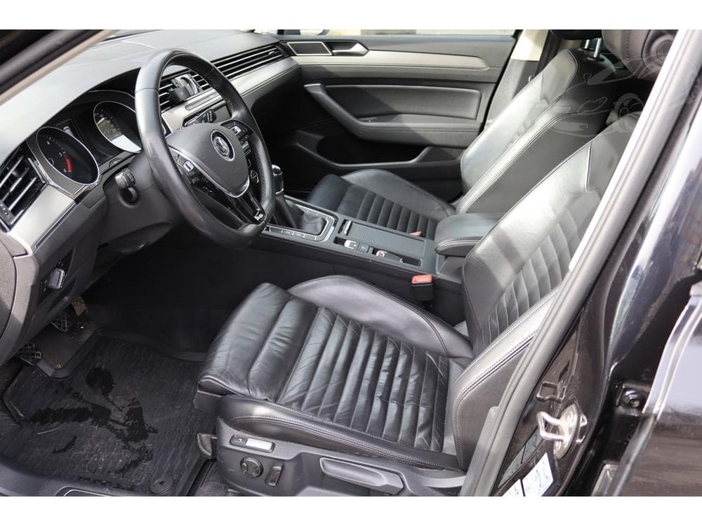 2015 Volkswagen PASSAT - 20