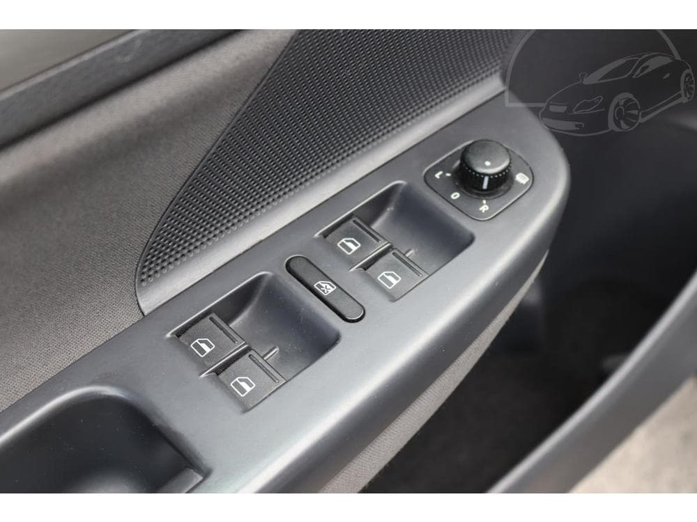 2009 Volkswagen Golf - 58