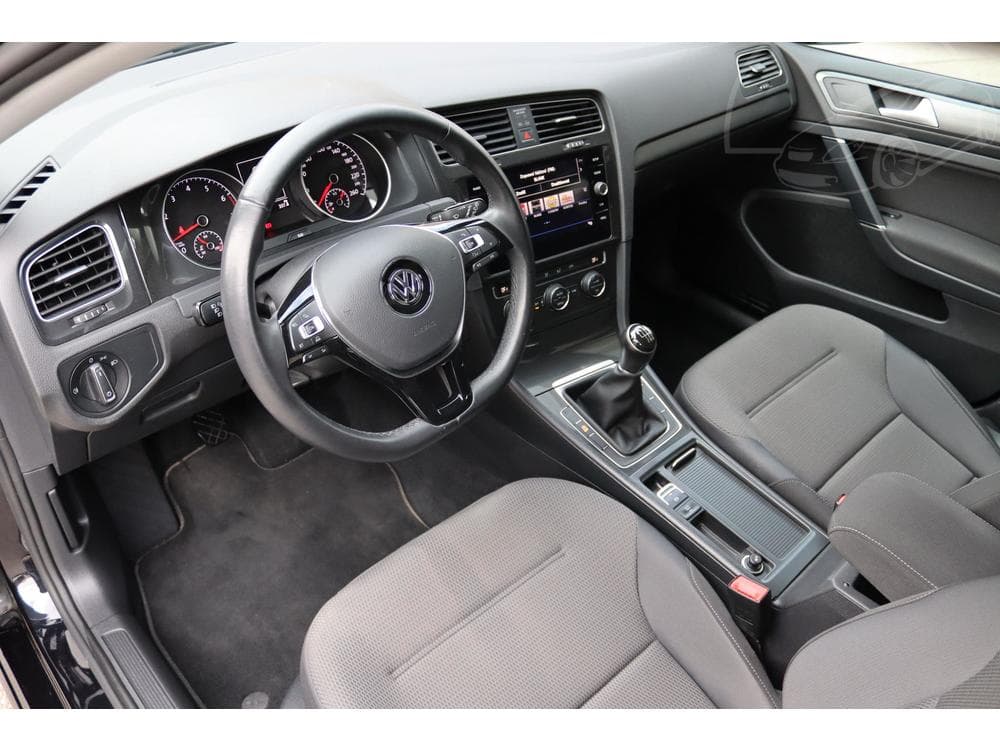 2017 Volkswagen GOLF - 39
