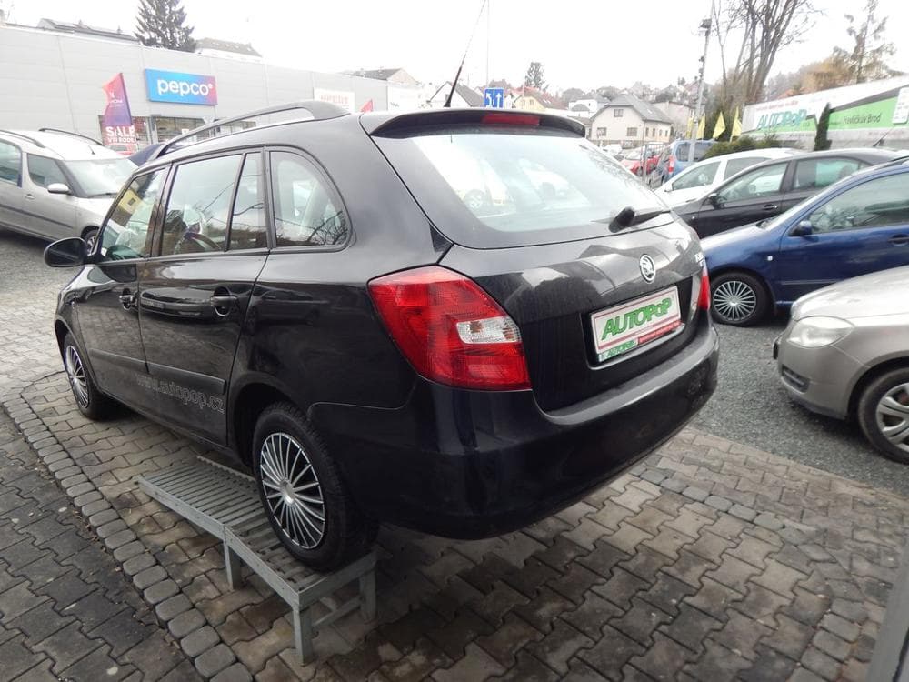 2010 Škoda FABIA - 3
