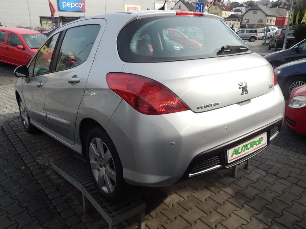 2010 Peugeot 308 - 3