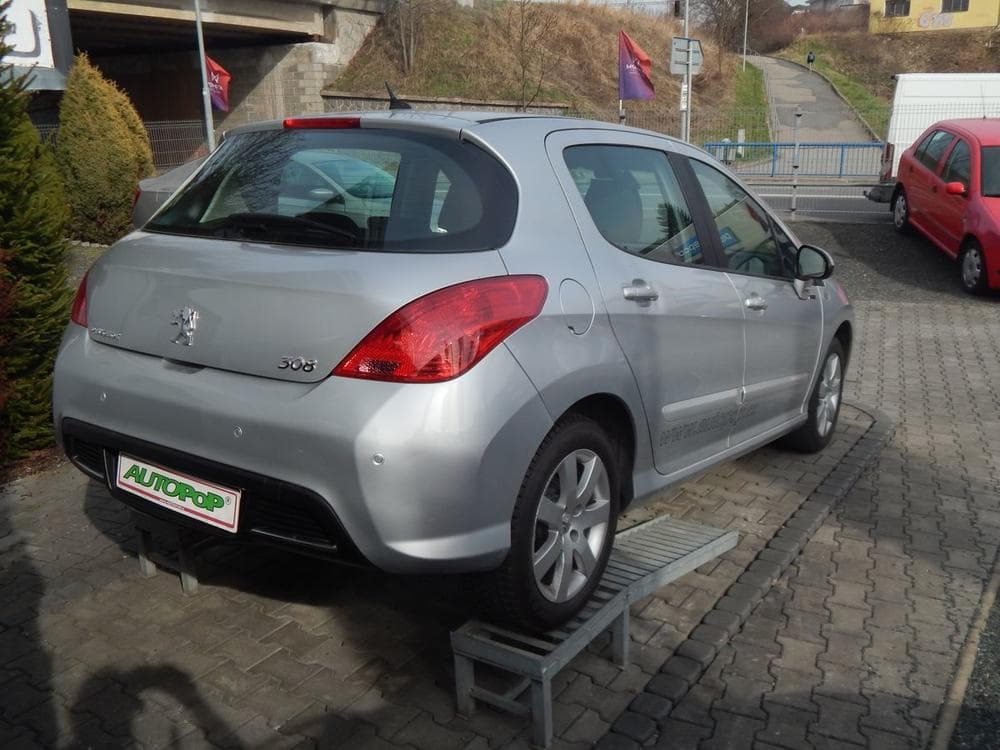 2010 Peugeot 308 - 4