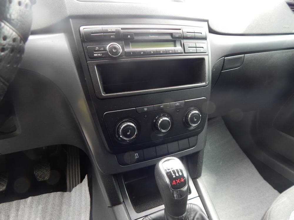 2010 Škoda YETI - 11