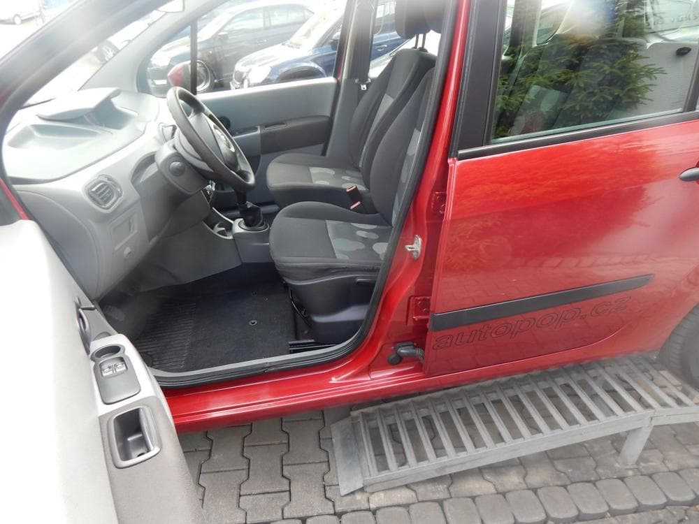 2008 Renault MODUS - 9