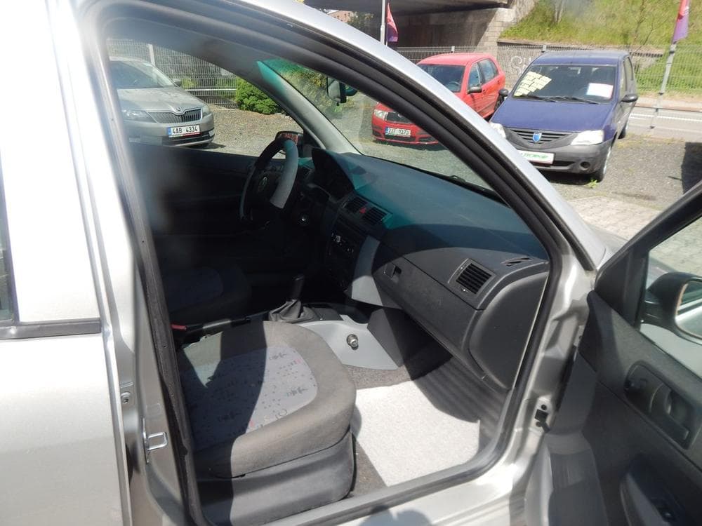 2004 Škoda FABIA - 10
