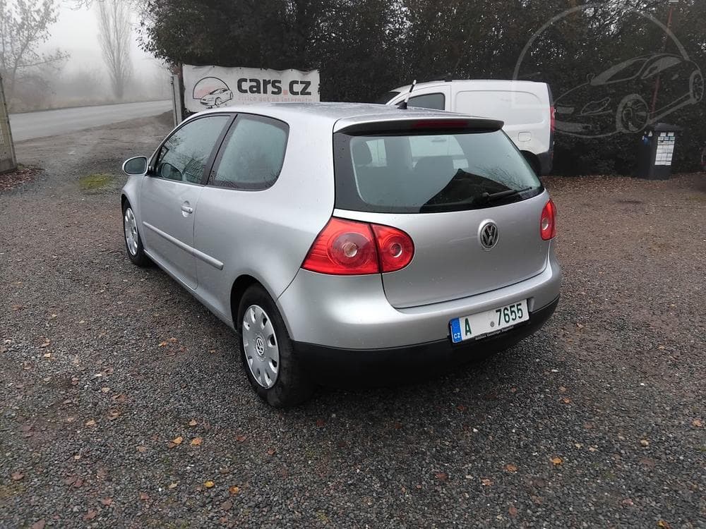 2006 Volkswagen GOLF - 4