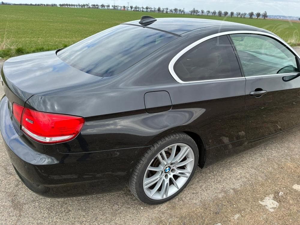 2009 BMW 3-SERIES - 2