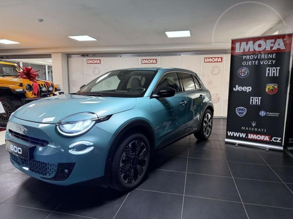 2025 Fiat 600 - 5
