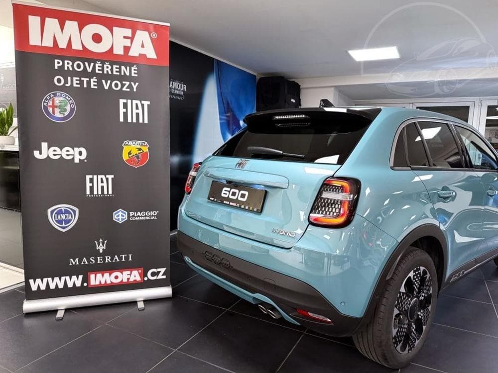 2025 Fiat 600 - 9
