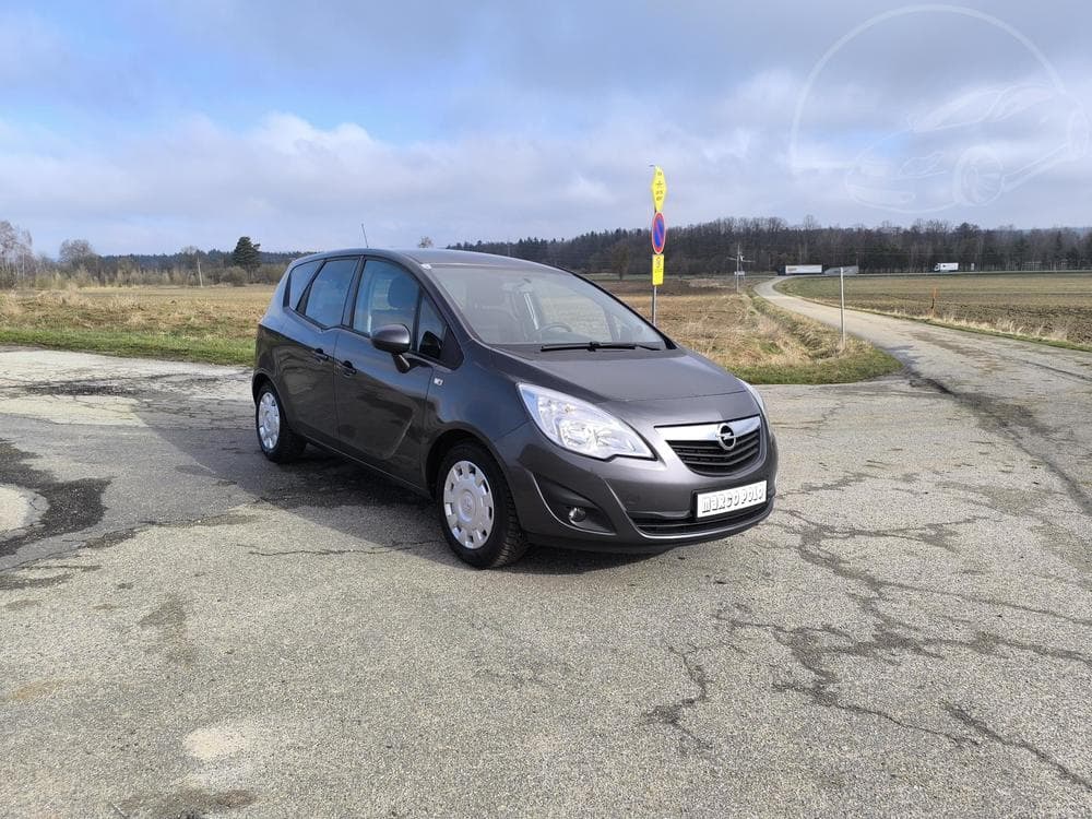 Opel Meriva 1.4  1.MAJITEL, DOLOŽENÉ KM