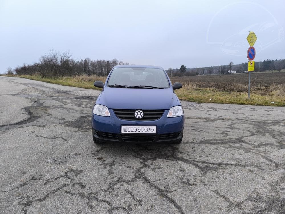 2006 Volkswagen FOX - 2