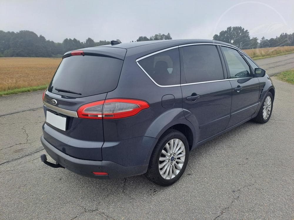 2012 Ford S-Max - 5
