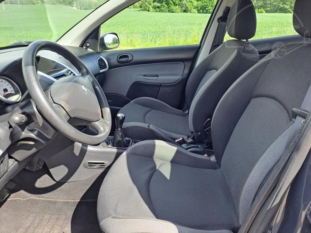 2011 Peugeot 206 - 28