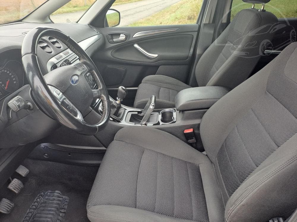 2012 Ford S-Max - 10