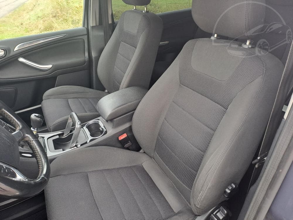 2012 Ford S-Max - 11