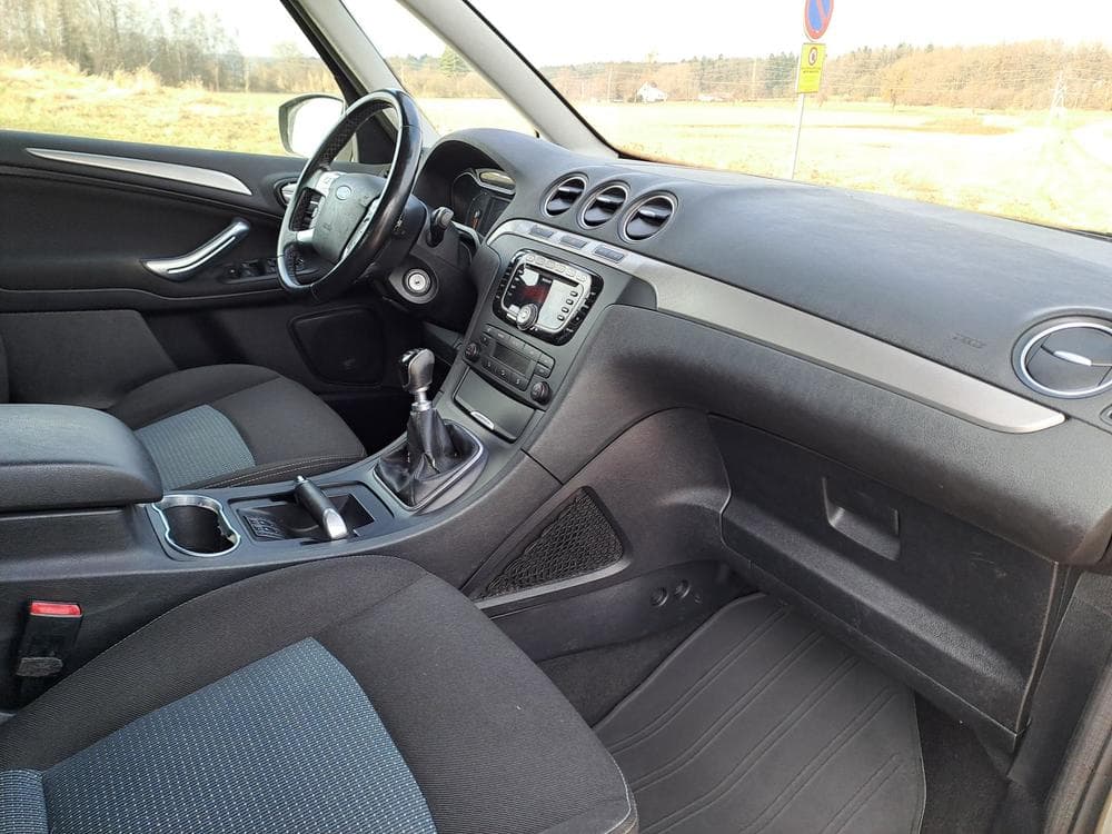 2012 Ford Galaxy - 12