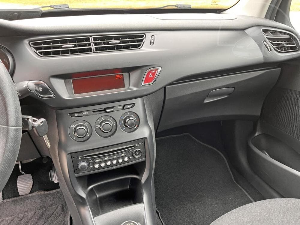 2016 Citroen C3 - 15