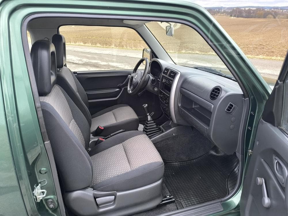 2011 Suzuki JIMNY - 15