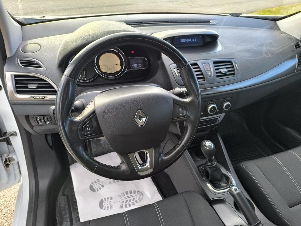 2014 Renault MEGANE - 16