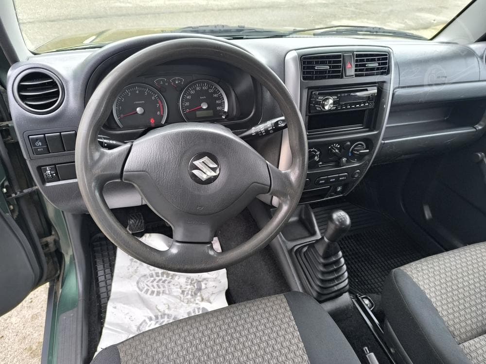 2011 Suzuki JIMNY - 16