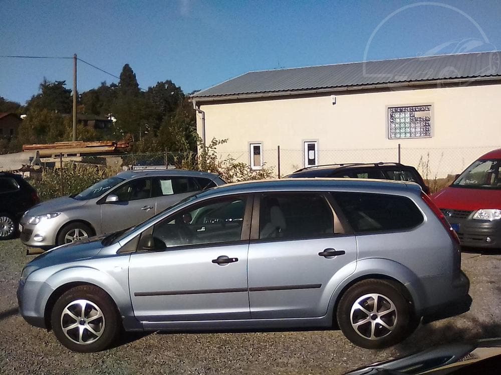 2005 Ford FOCUS - 3